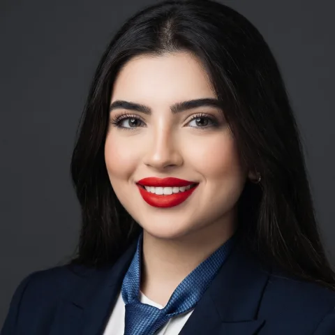 Portrait de Imane Malou, spécialiste lead generation chez DB Consulting